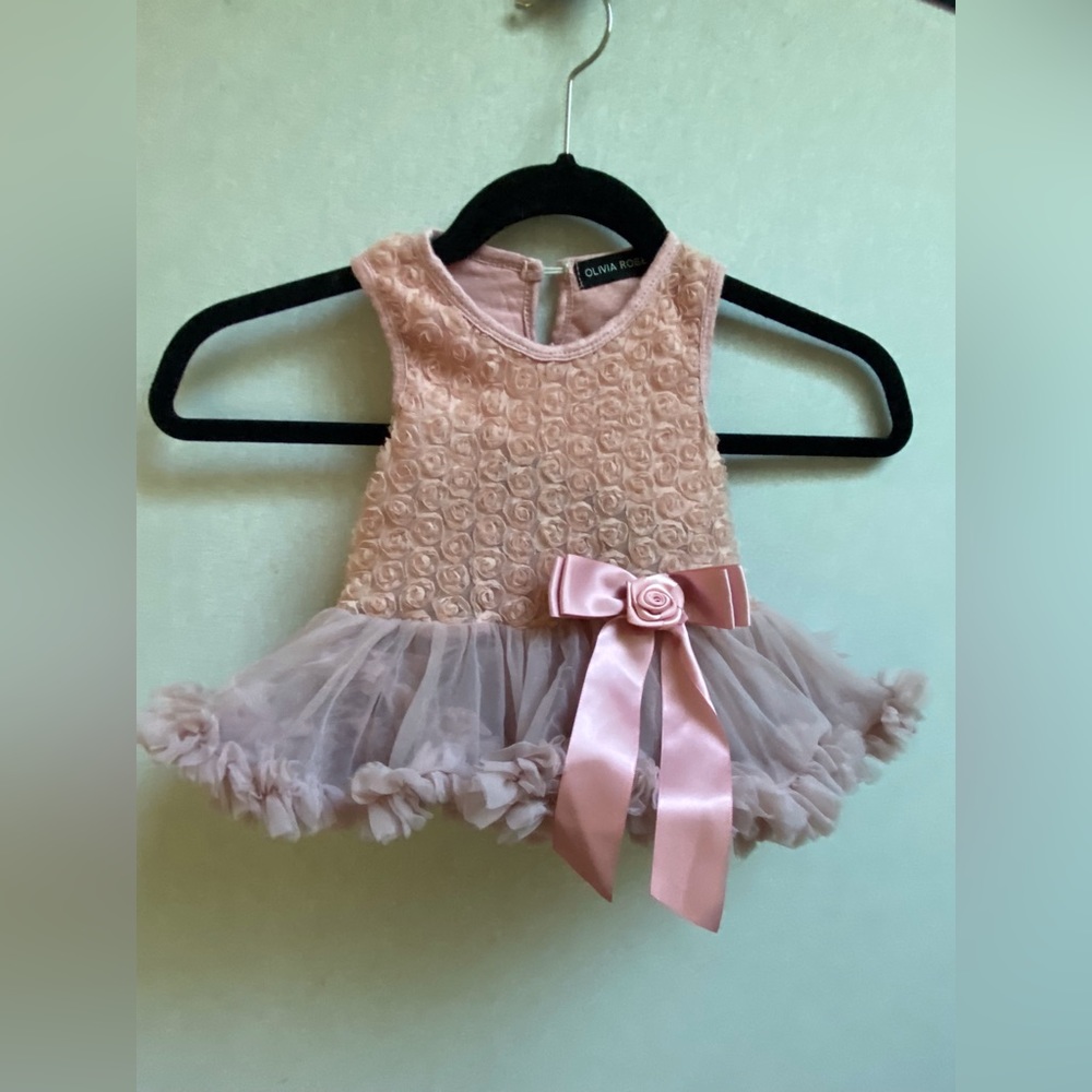 Olivia Rose tutu sz 3-6 month